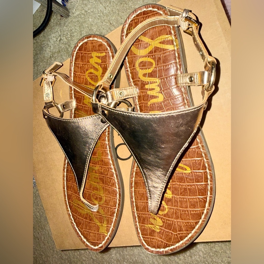 Sam Edelman Gigi Thong Sandals Gold Metallic Leather Size 8.5